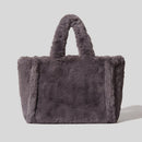 bolsa-peluciada-cinza