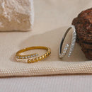 Anel Fino Ajustável com Pedras de Zircônia Banhado em Ouro 18k