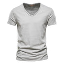 Camiseta masculina manga curta cinza, gola V slim em algodão – estilo casual
